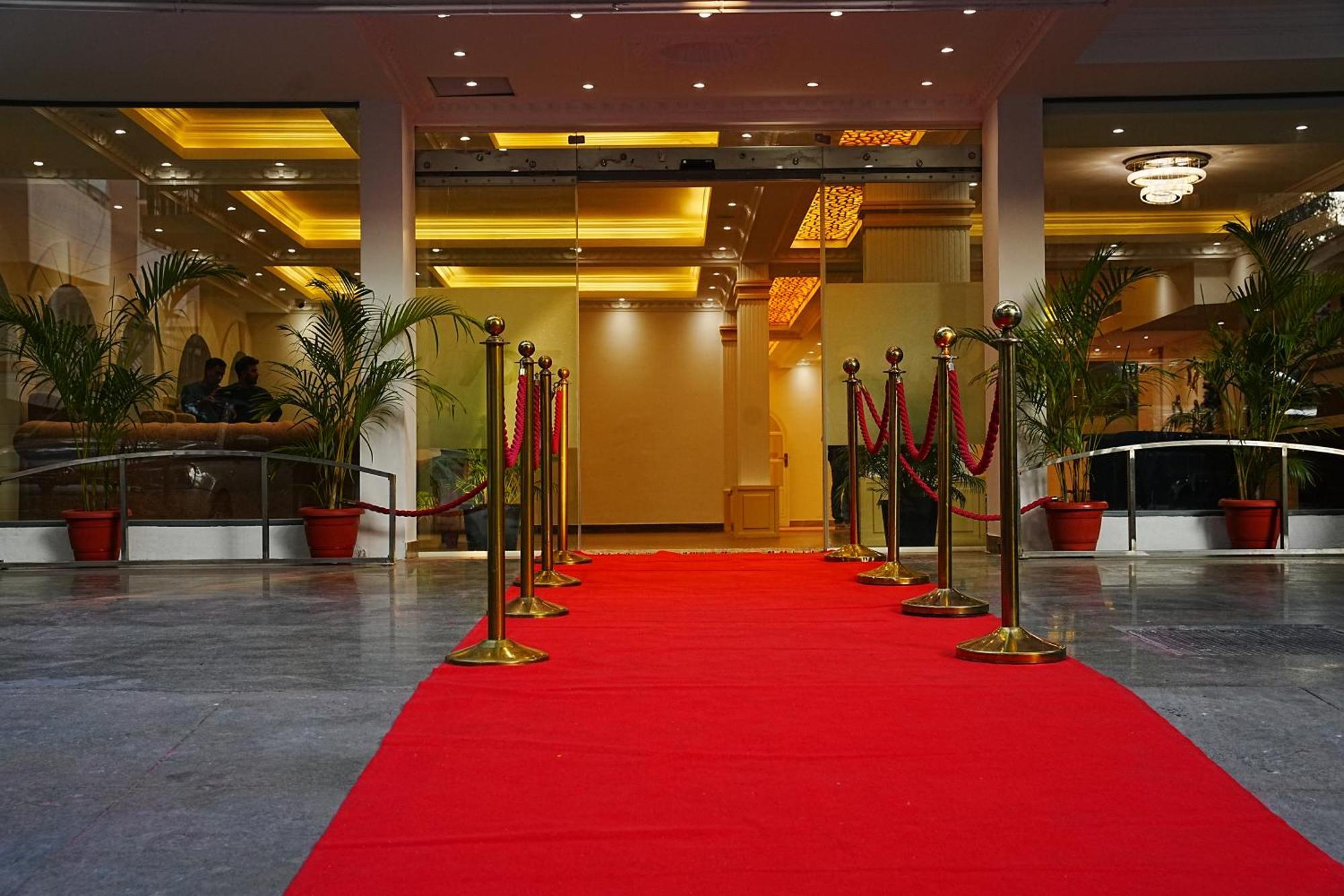 Hyde Park Hotel Bangalore Exterior foto